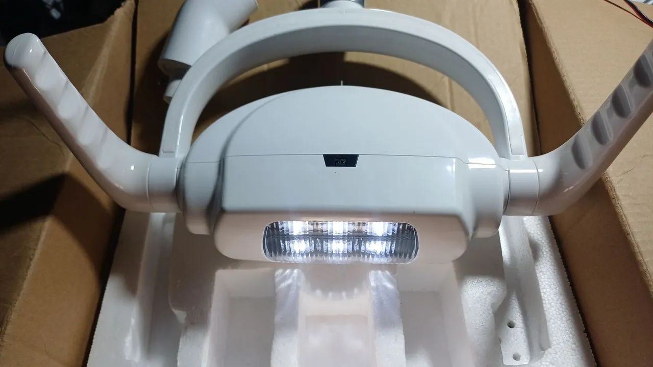 Refletor de led pra cadeira de dentista barato  - Foto 4