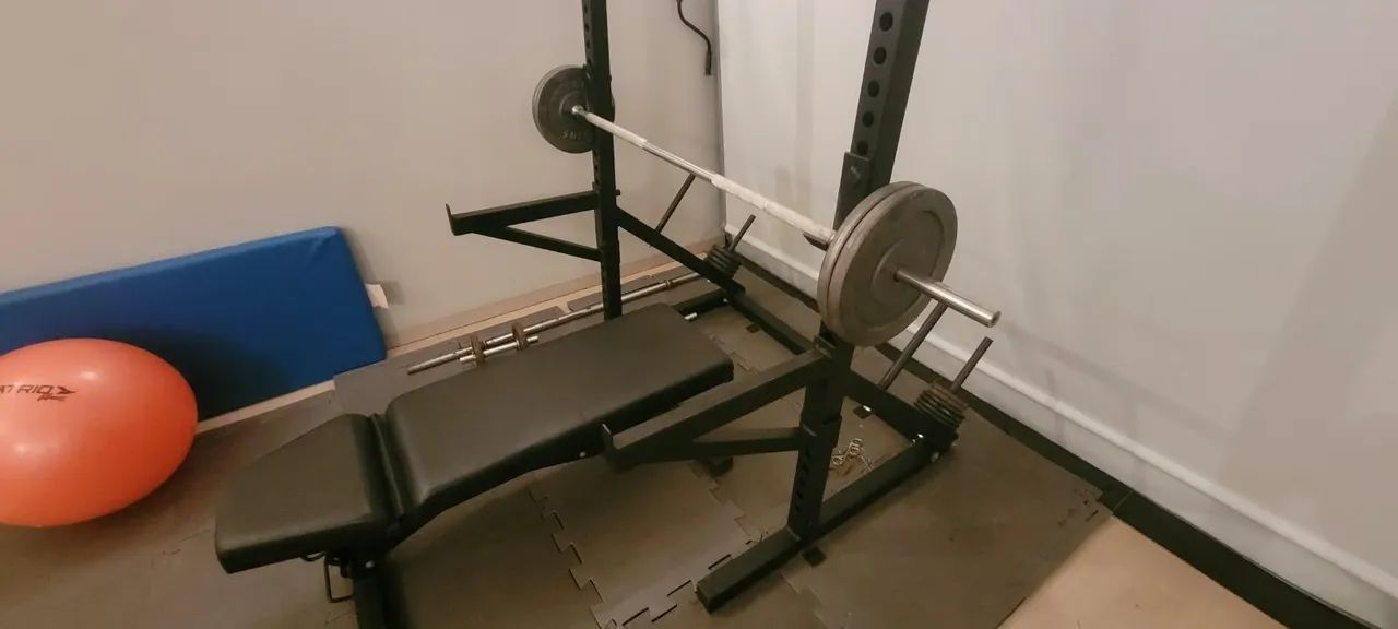 Power rack + banco reclináveis + anilhas 