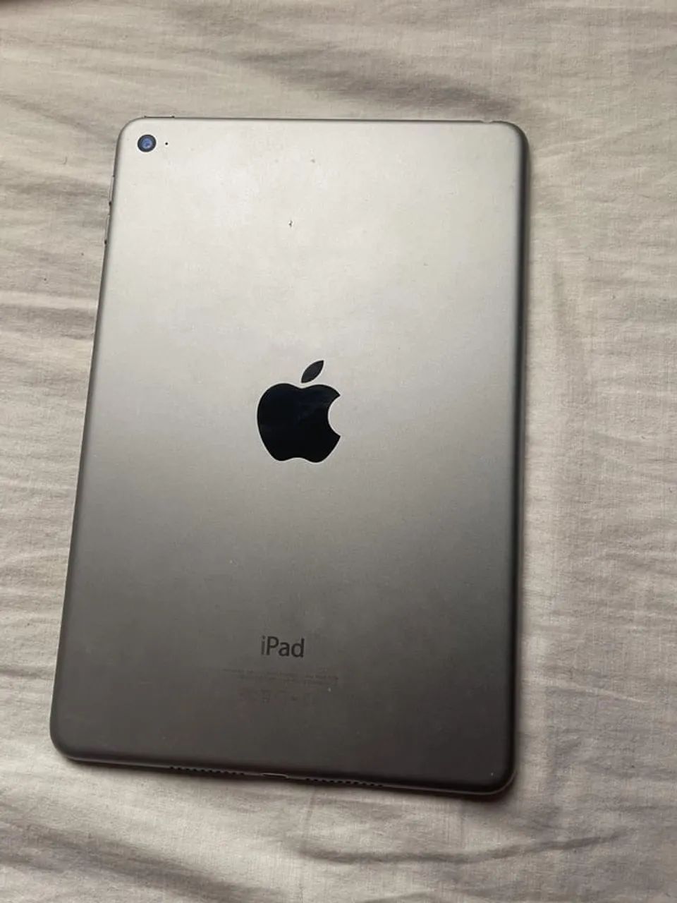 iPad mini 4 top 