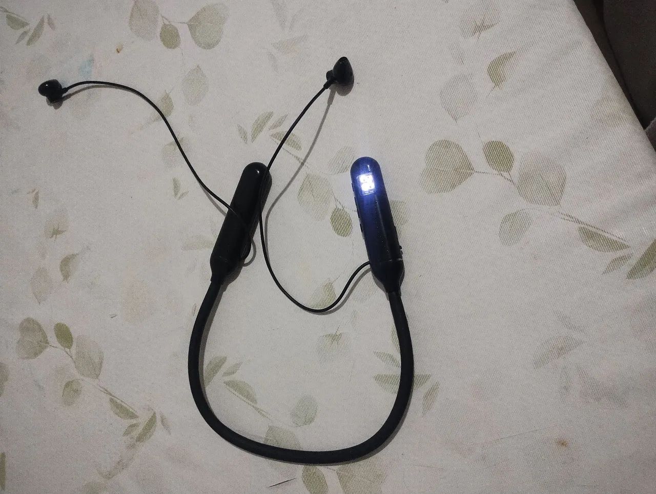 Fone de ouvido bluetooth JBL - Foto 5
