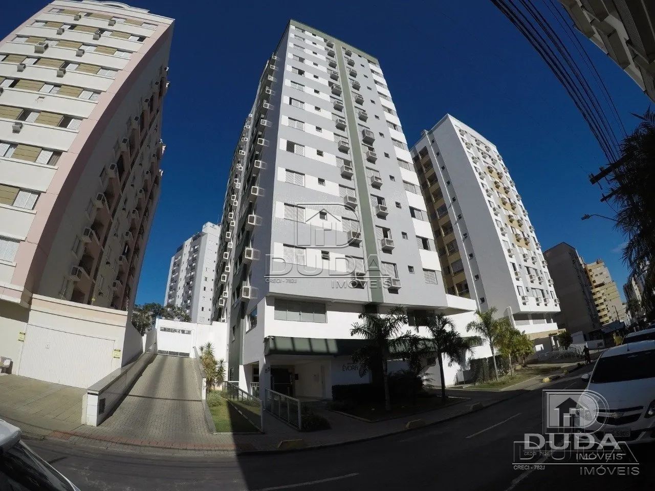 Apartamento Semi Mobiliado