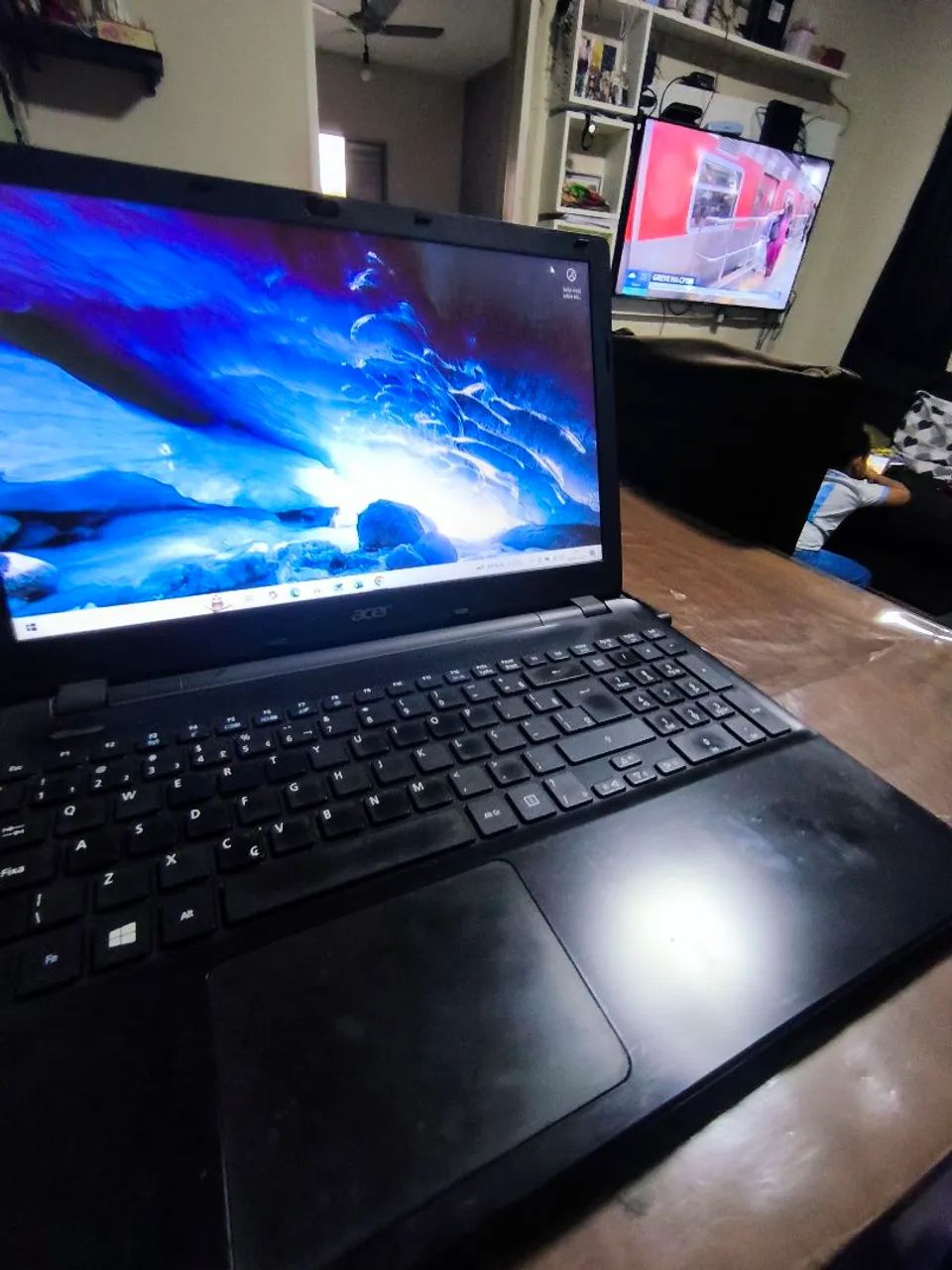 Notebook core i5 de 4 ° geração windows 10 com carregador SSD e 8 gb de ram - Foto 3
