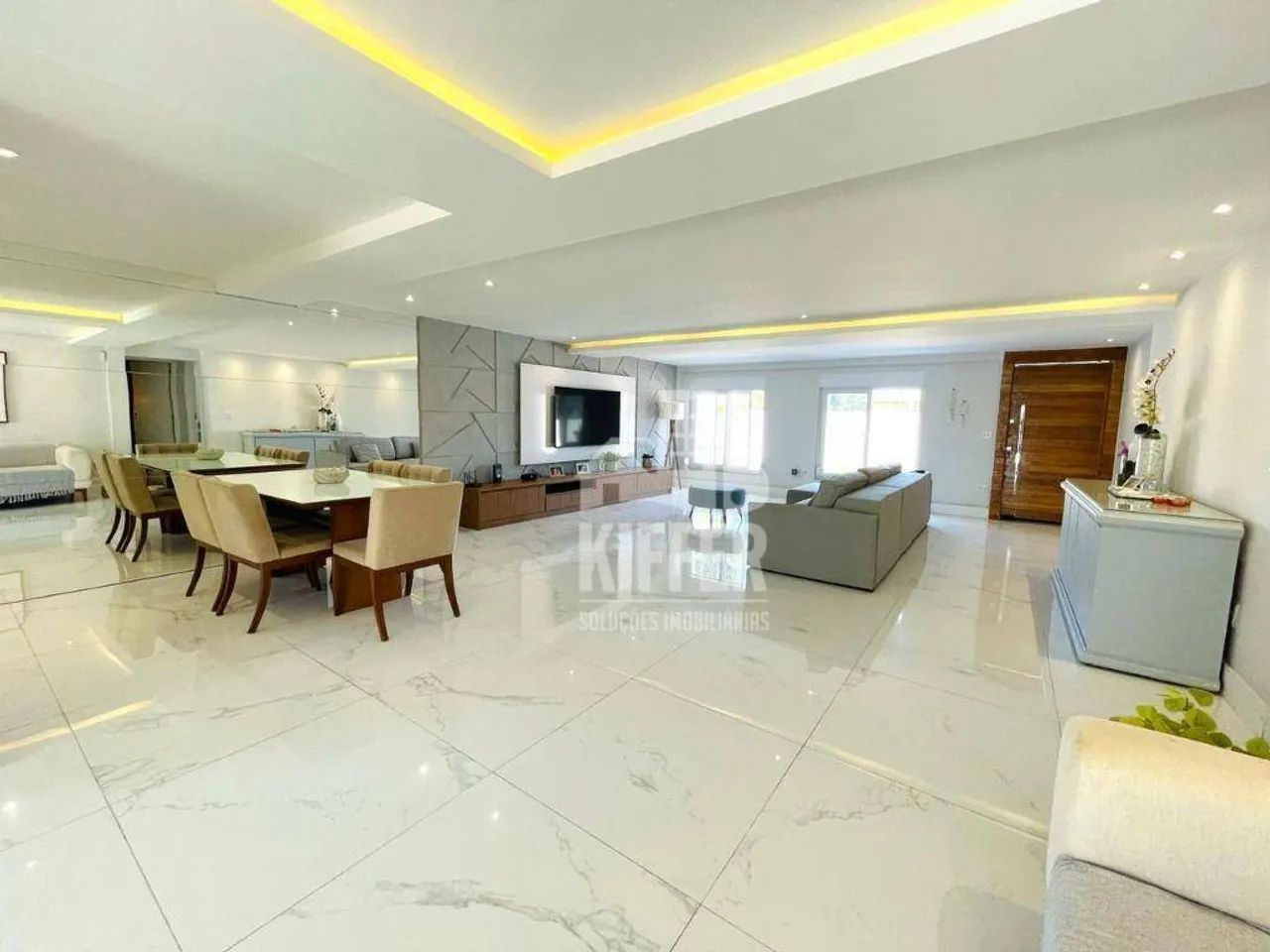 Alugo Casa com 5 quartos para alugar, 400 m² por R$ 17.526/mês - Camboinhas - Niterói/RJ - Foto 2