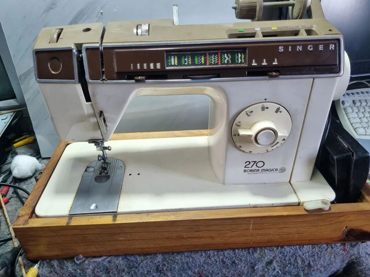 máquina de costureira singer bobina mágica
