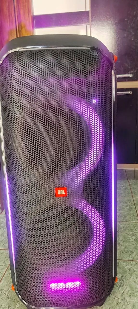 Caixa JBl Partybox 710