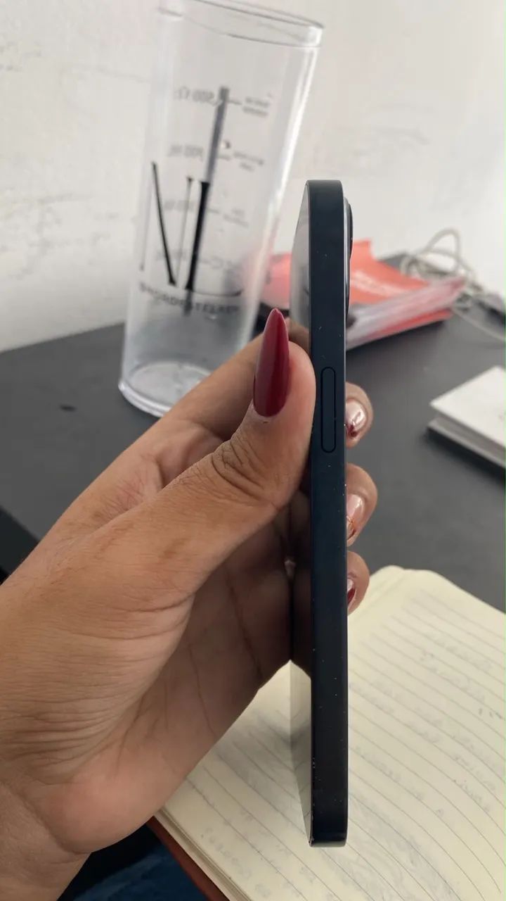 Troco IPhone 13 por 13 pro Max  - Foto 2