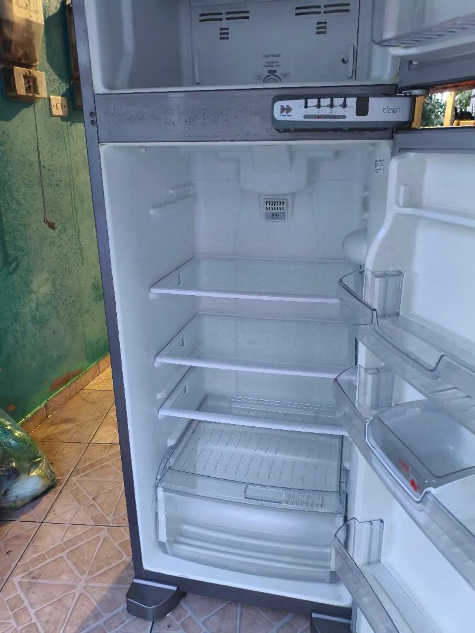 Vende se geladeira  - Foto 5