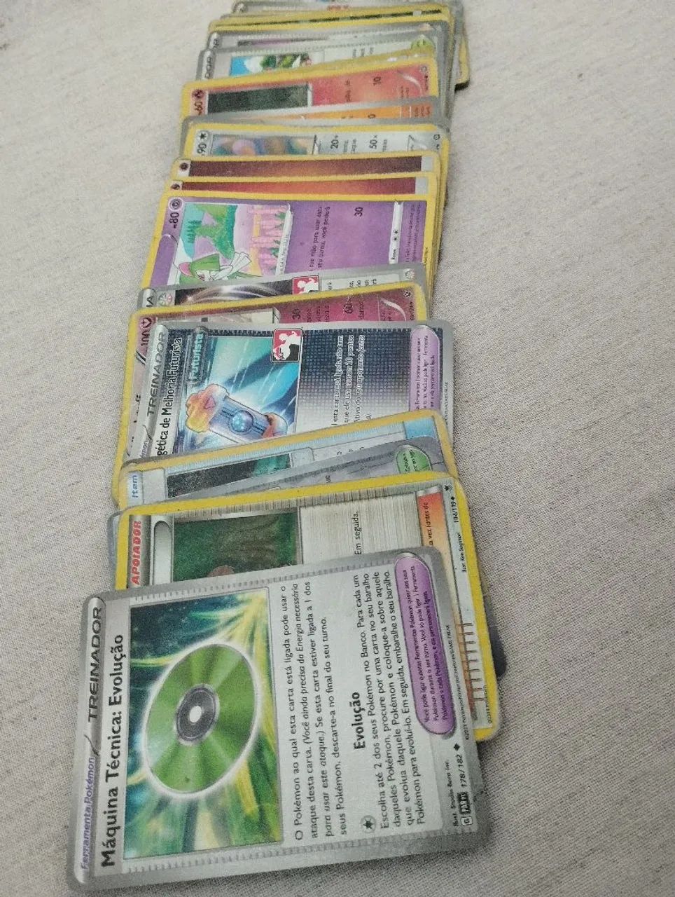 Lote 2 cartas Pokémon variadas - Foto 2