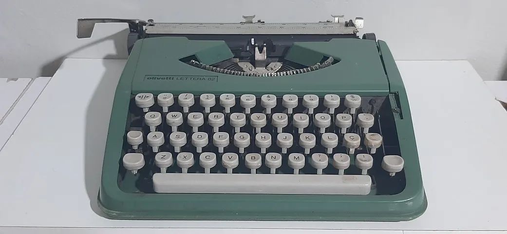 Máquina de escrever Olivetti - Foto 3