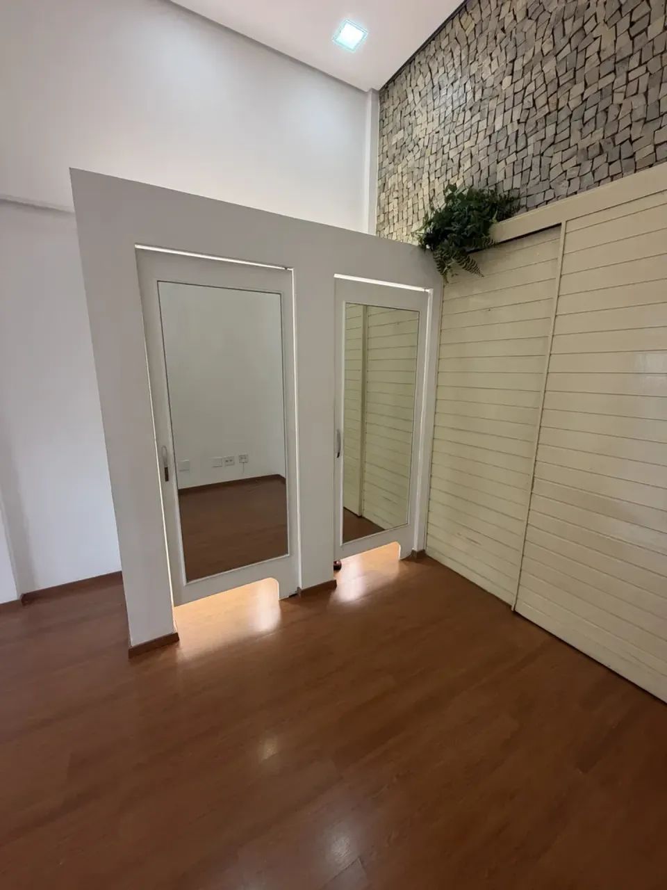 Ponto comercial/Loja/Box para aluguel com 48 metros quadrados - Foto 5