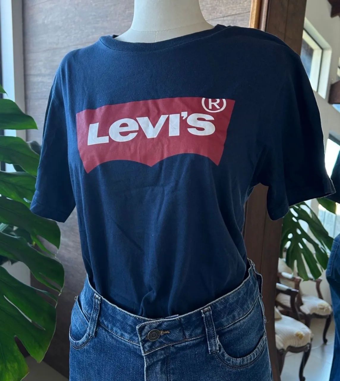 Camiseta básica Levis 