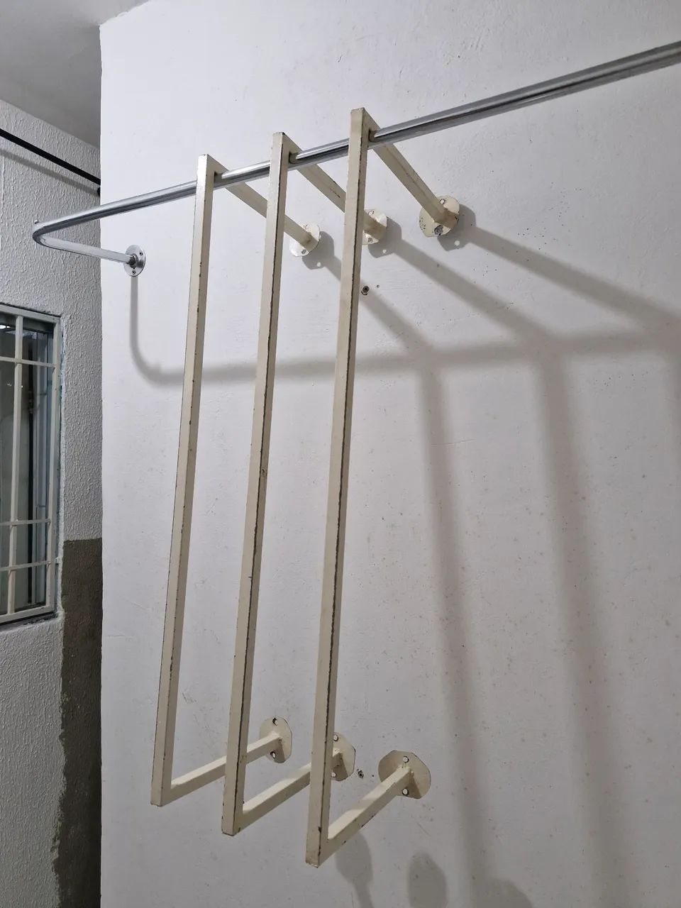 Arara de Roupa
