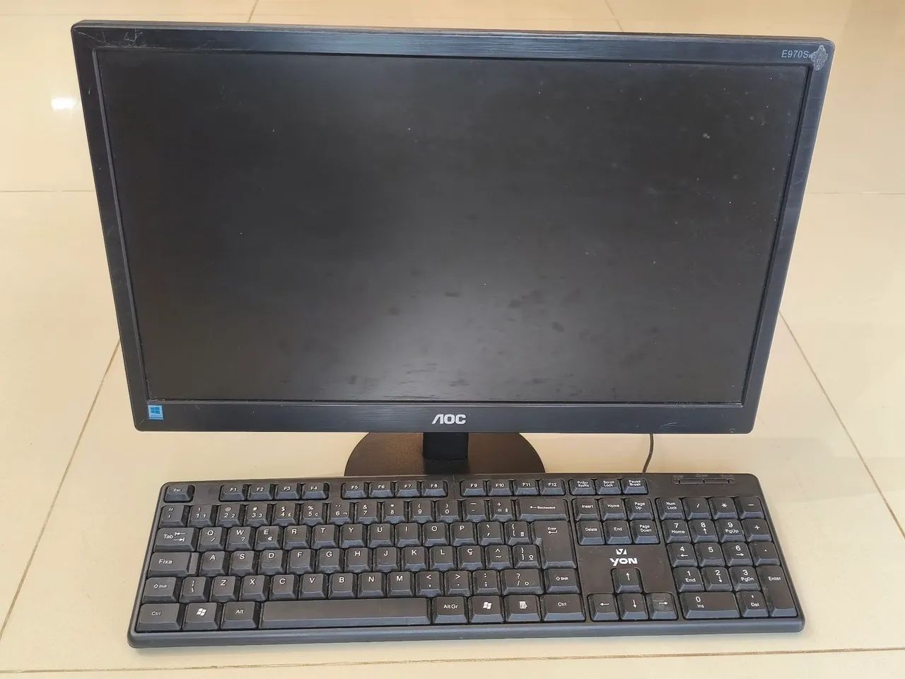 Kit Monitor+teclado