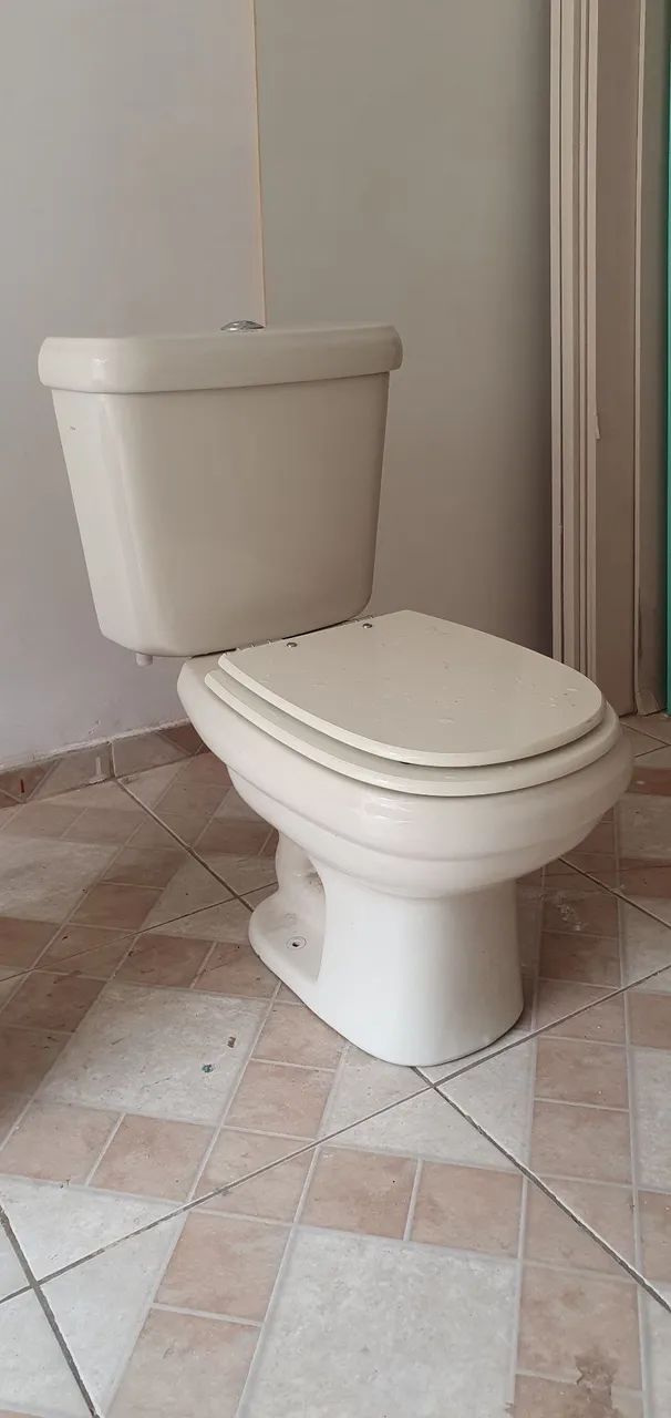 Vaso sanitario completo com tampa icasa - Foto 2