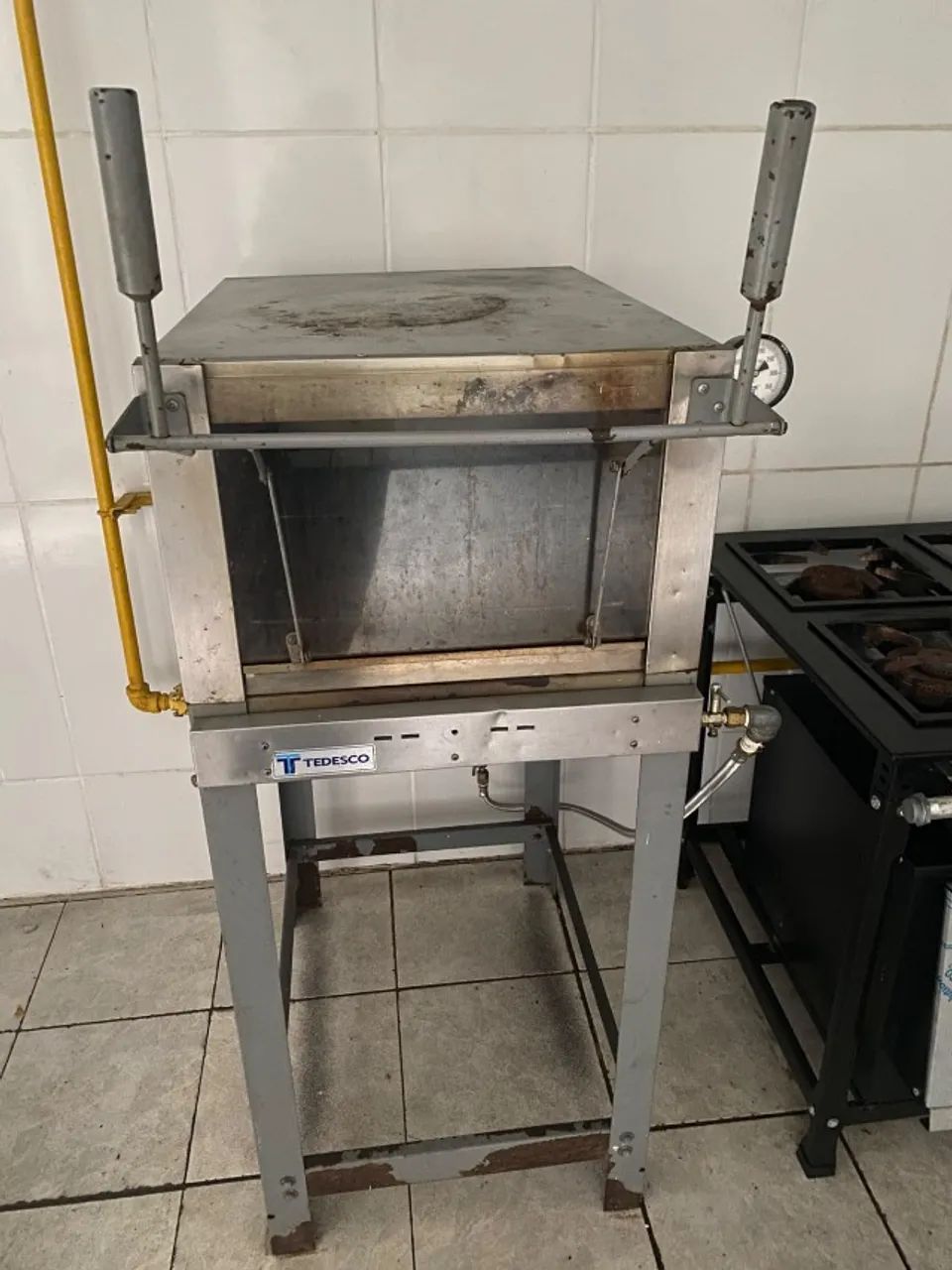 Forno com Pedra refletiva com Termômetro e cavalete - Foto 2