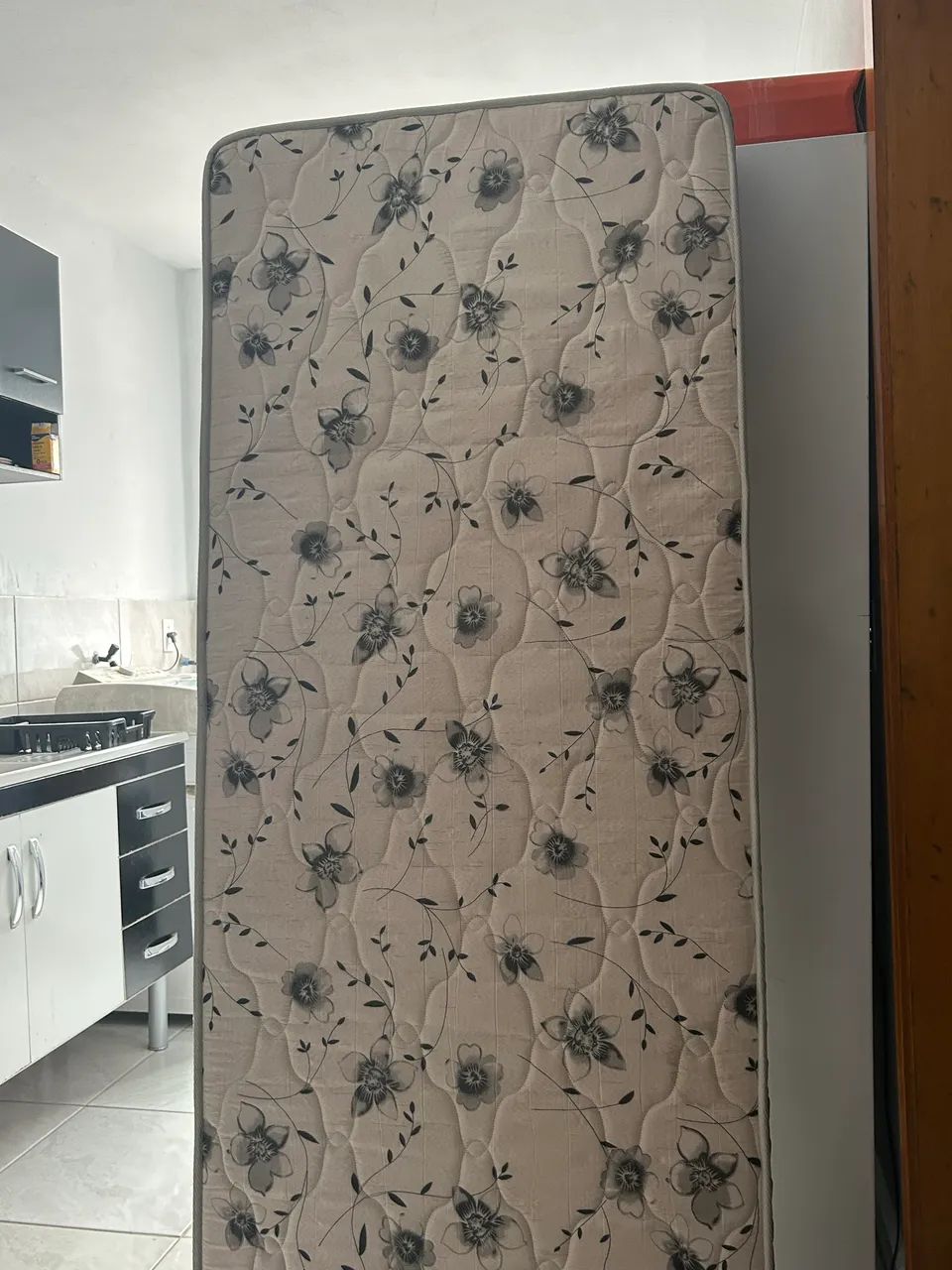 Colchão + cama por R$100 - Foto 4