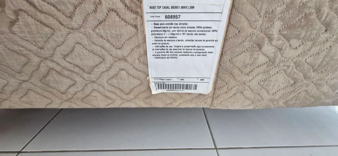 CAMA DE CASAL COM COLCHÃO DE MOLAS  - Foto 2