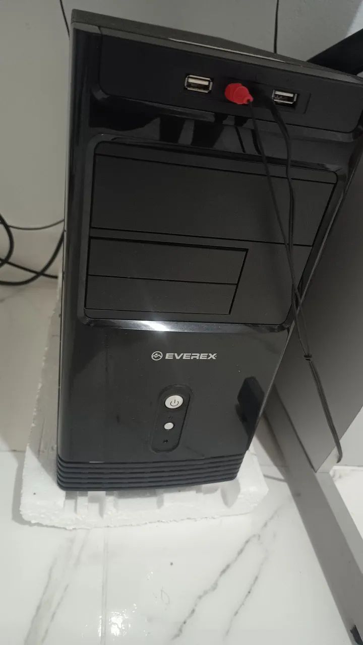Computador i5 ram12g placa vídeo 32mg