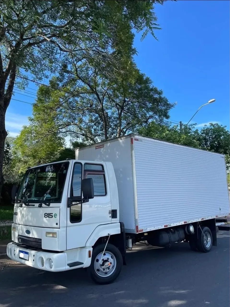 Ford Cargo 815 E - Foto 2
