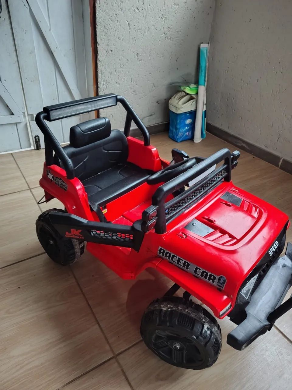 Carrinho elétrico infantil