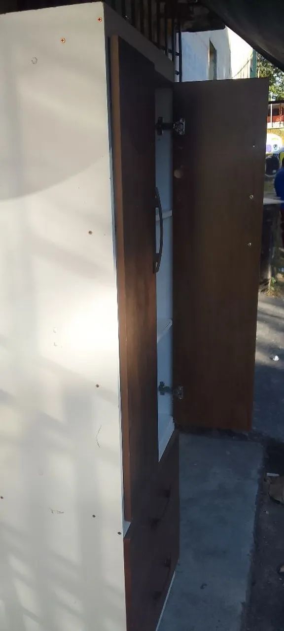 Multiuso de duas portas com gaveta  - Foto 5