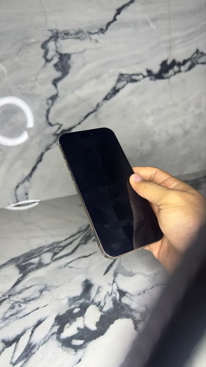 Iphone 16 Pro Max 256GB  - Foto 2