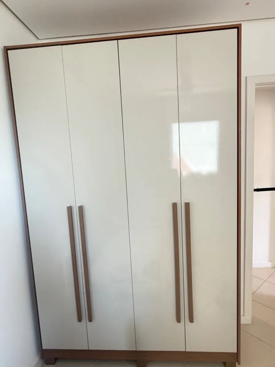 Guarda roupa 4 portas 