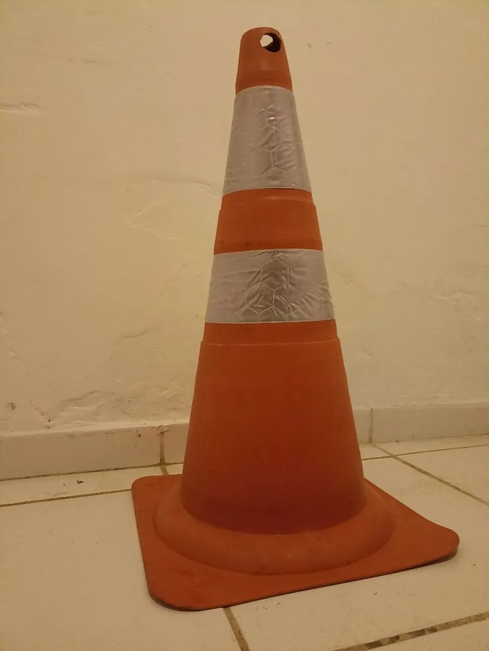Cone de sinalização  - Foto 3