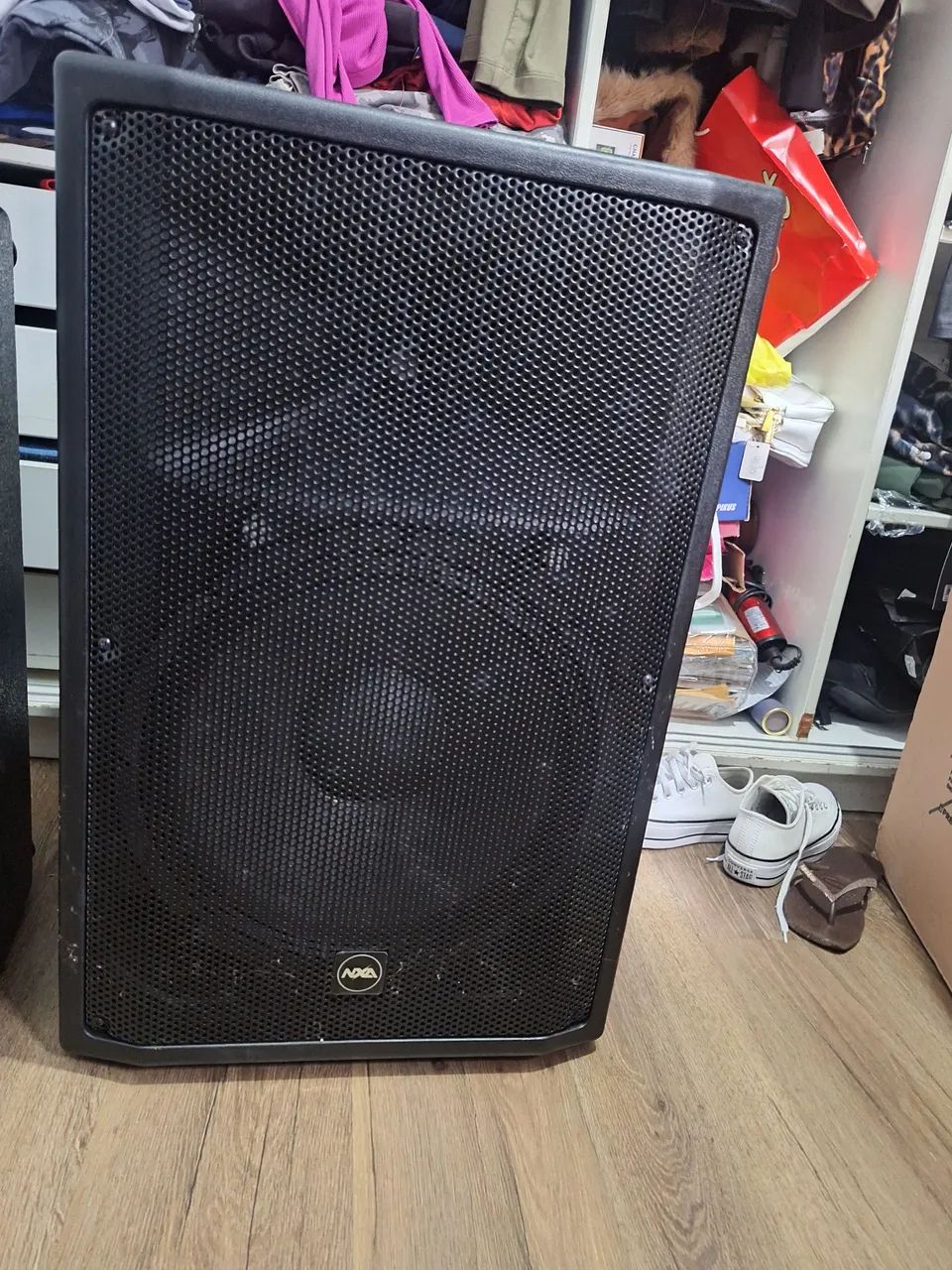 Kit de som com 2 caixas e 1 mesa  - Foto 2