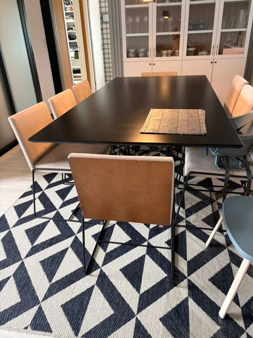 MESA DE JANTAR RETANGULAR 8 CADEIRAS