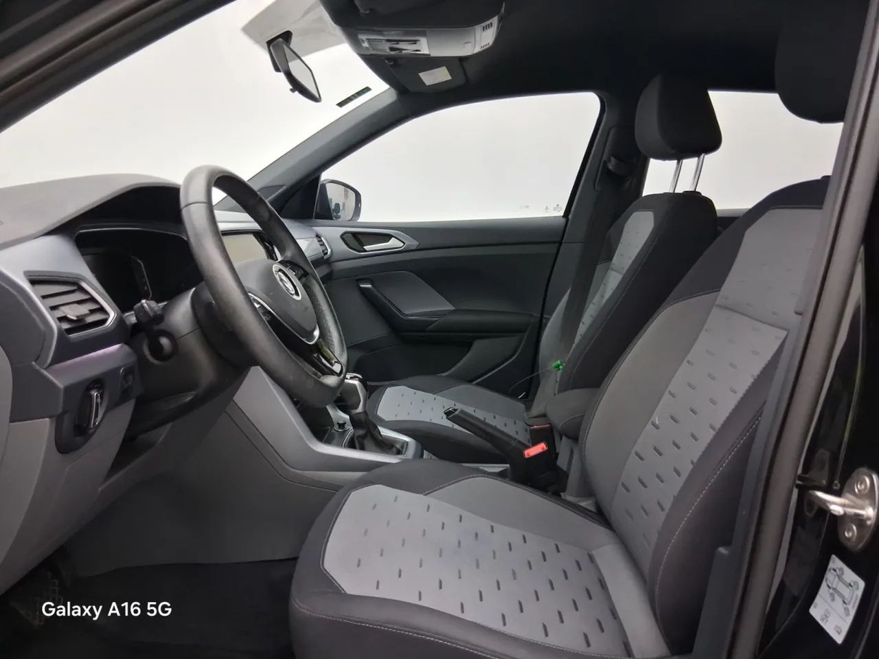 Volkswagen T-Cross Comfortline 1.0 TSI Flex 5P Aut., foto 16 de 18