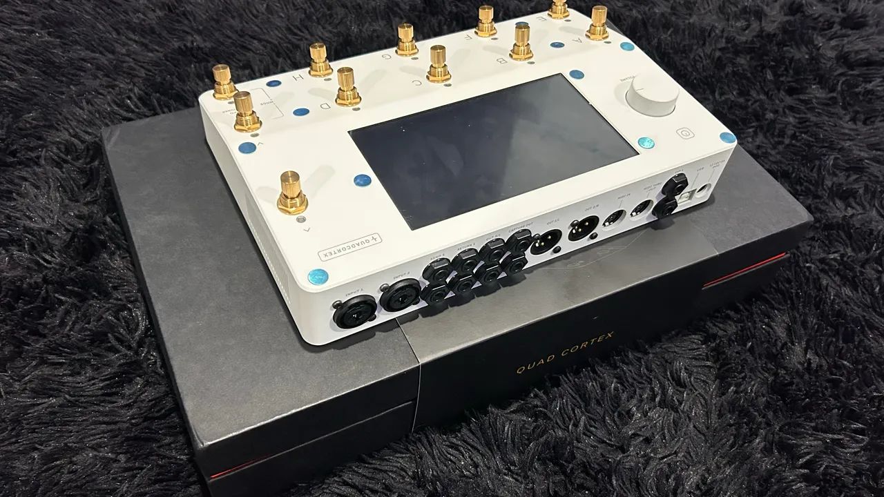 Quad Córtex (Limited Edition) White & Gold - Instrumentos musicais