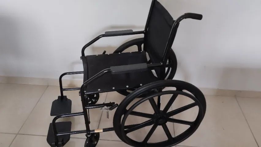 Cadeira de roda e Cadeira de Banho Prolife - Foto 2