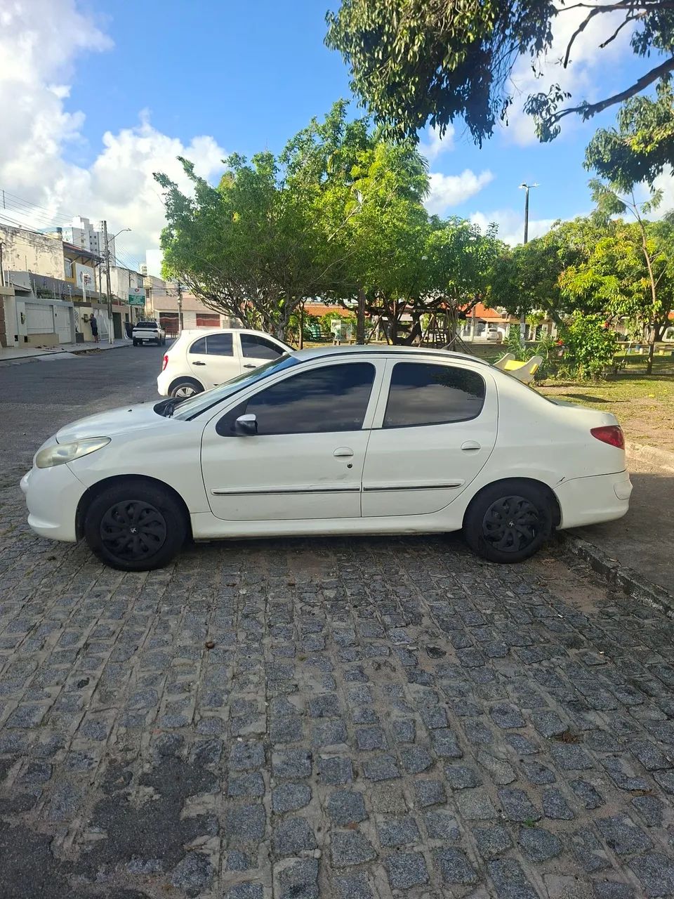 Peugeot 207 Active 1.4 Flex 8V 5P 2014 - Foto 5