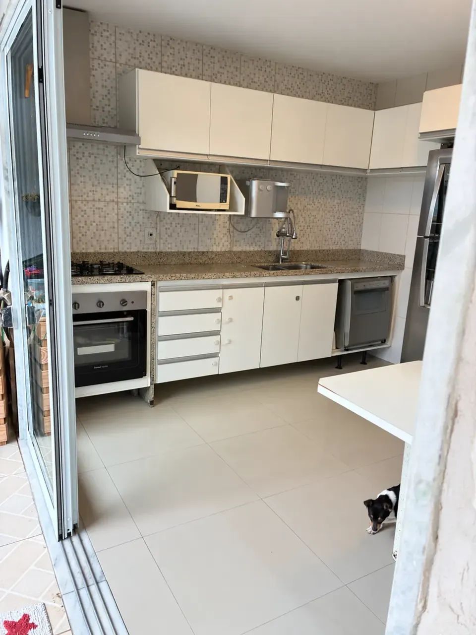 casa mobiliada com 4 quartos, placas solar e piscina - Foto 3