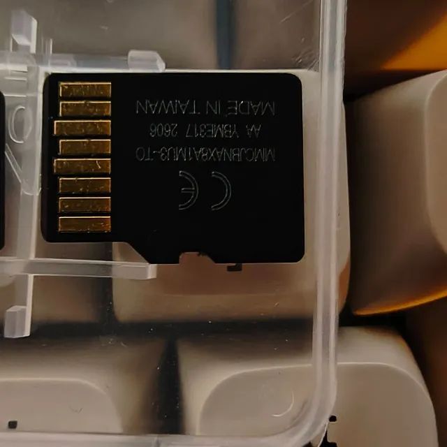 Cartões microSD: Lexar 256GB + Nintendo Switch 32GB Oficiais