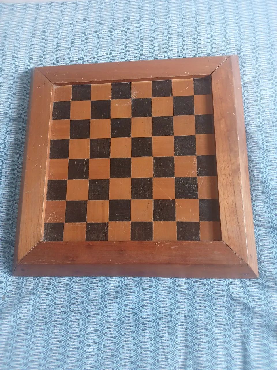 Tabuleiro de xadrez feito de maneira nobre 