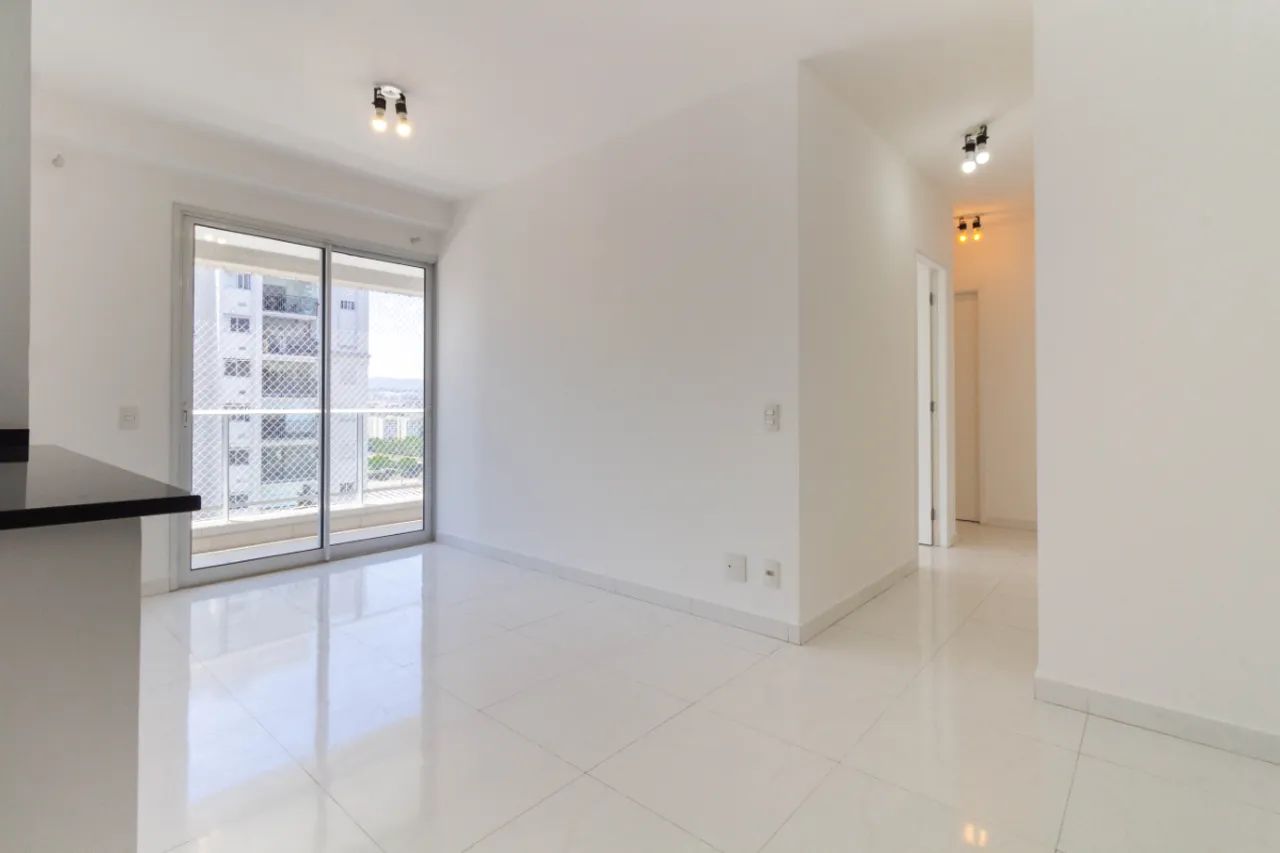 Apartamento para venda e locação em Vila Anastácio com 2 quartos, 55m²