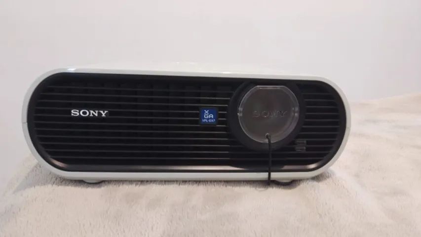 Projetor Sony VPL-EX7 Bivolt - Foto 3