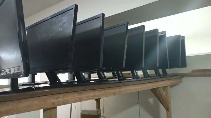 Monitores de 20 e 18,5 polegadas , OAC , Acer e LG - Foto 2