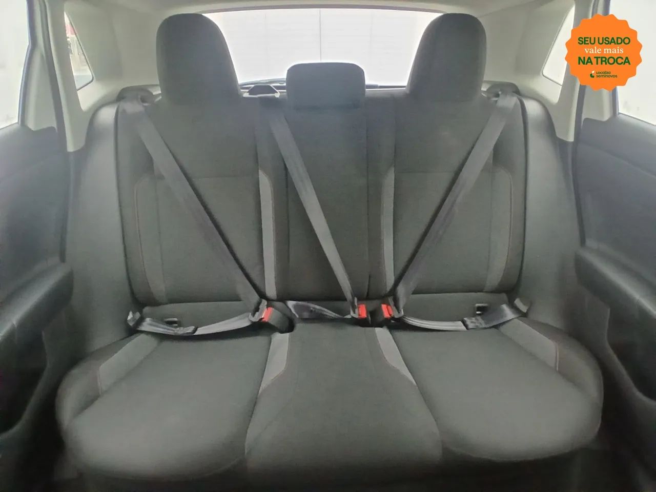 Volkswagen Polo Track 1.0 Flex 12V 5p, foto 18 de 18