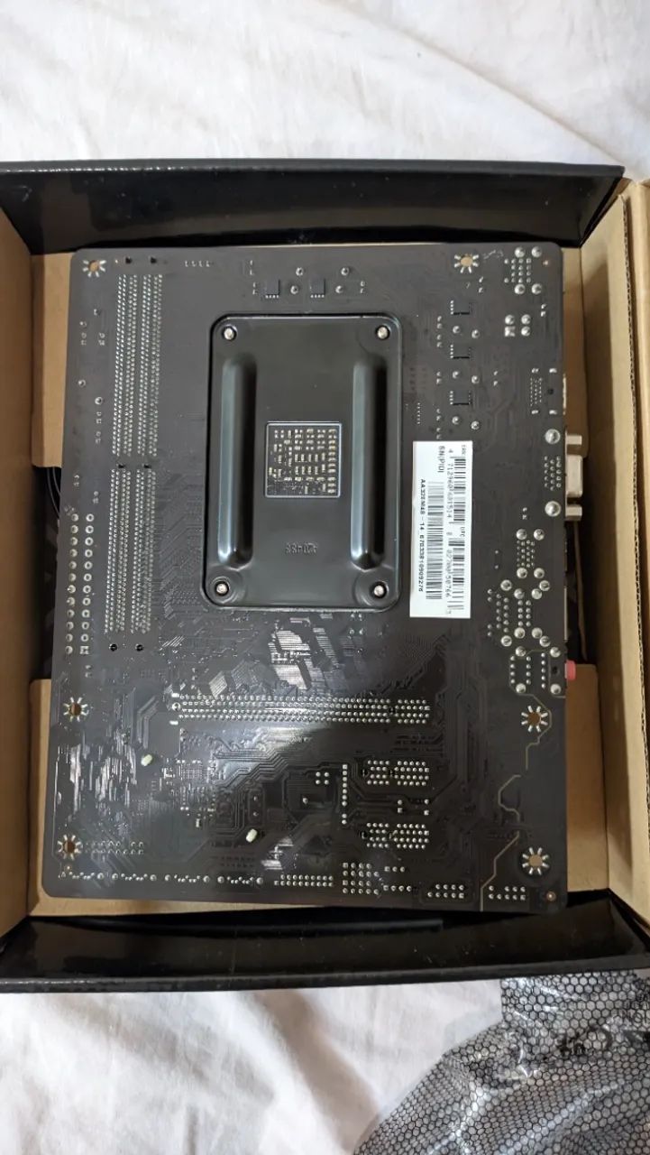 Placa mãe Am4 Com Defeito  - Foto 2