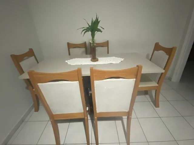Mesa de jantar quadrada com 6 caderas - Foto 3