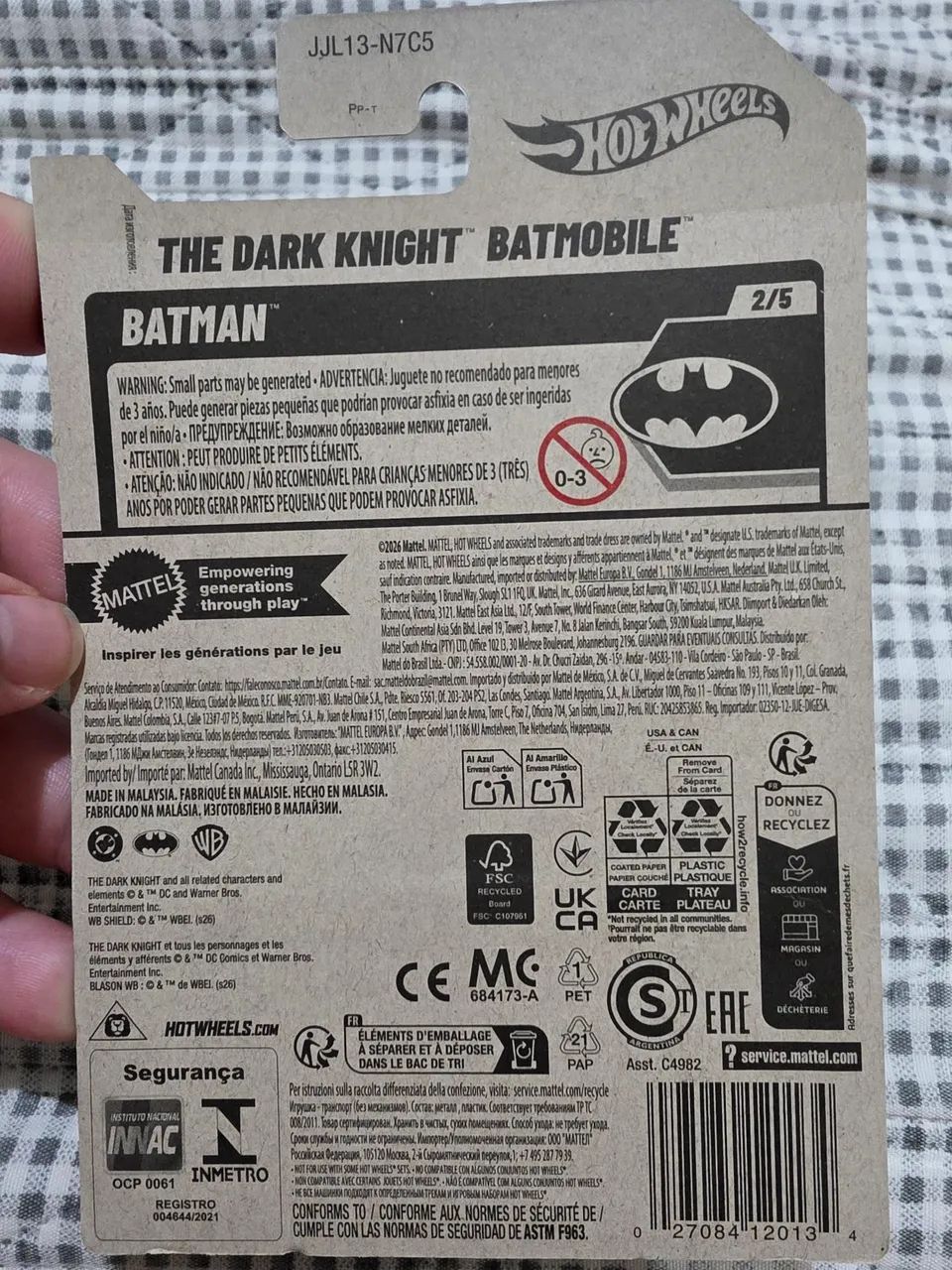 The Dark Knight Batmobile HotWheels - Foto 2