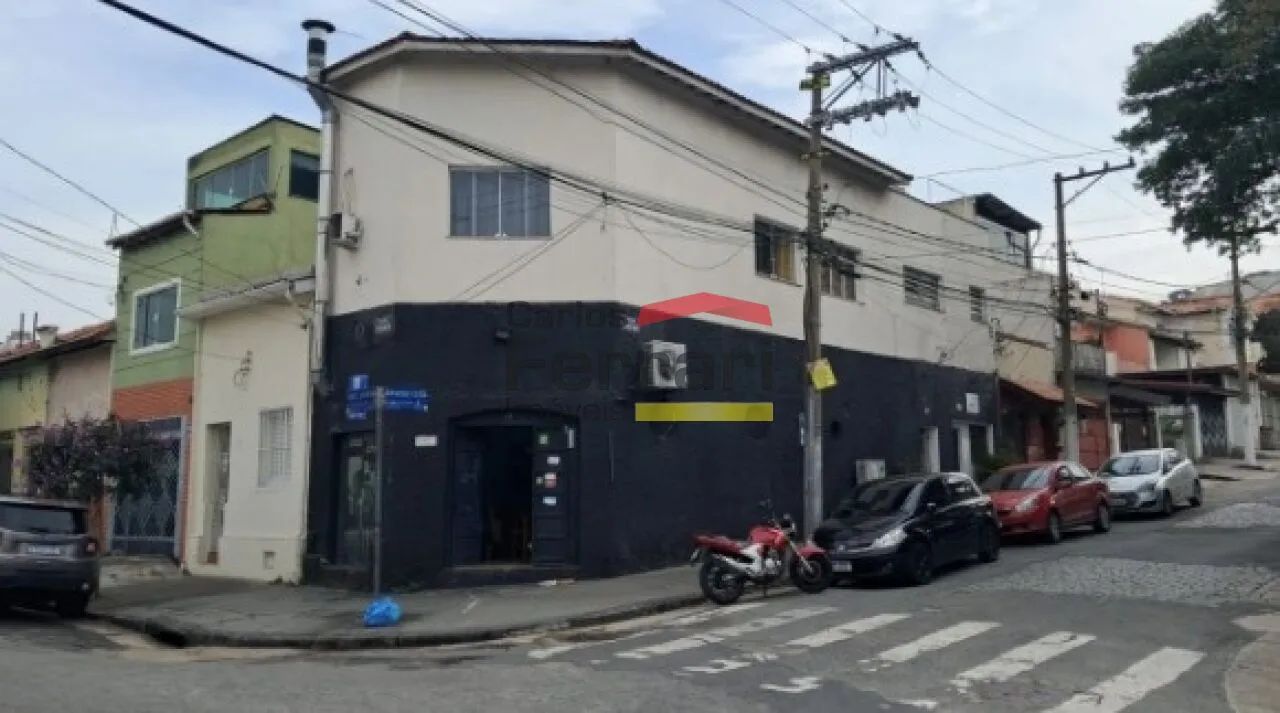 Casa à Venda em Santana 150 m² com 2 Salões Comerciais