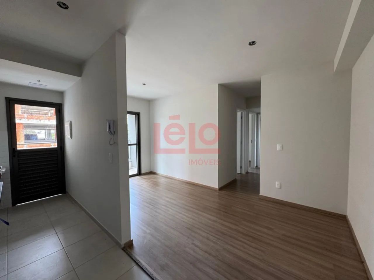 Apartamento novo, próximo à Unicesumar de 3 Quartos com suíte. - Foto 2