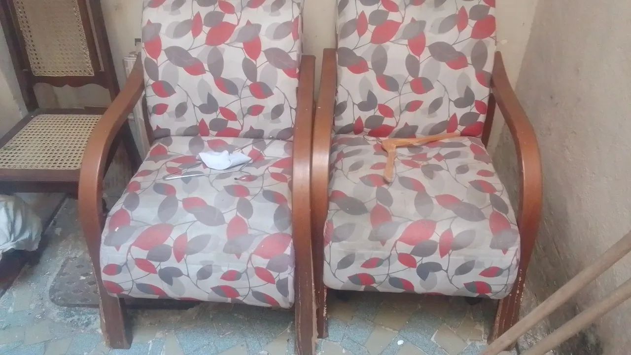 2 cadeiras  doação 