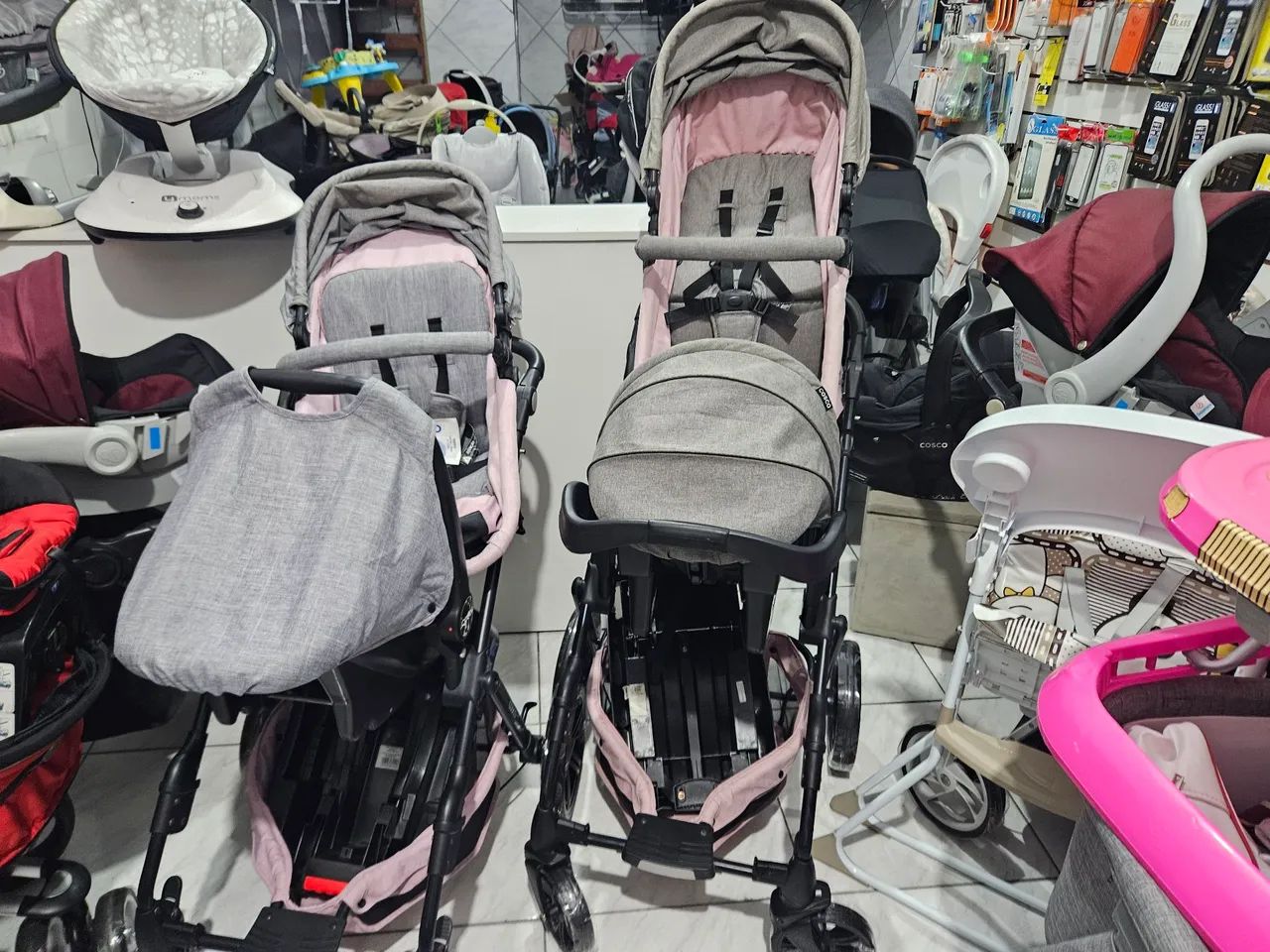 Carrinho Moisés  cosco mais bebê conforto  e base veicular  novos R$:999.00 cada um  - Foto 6