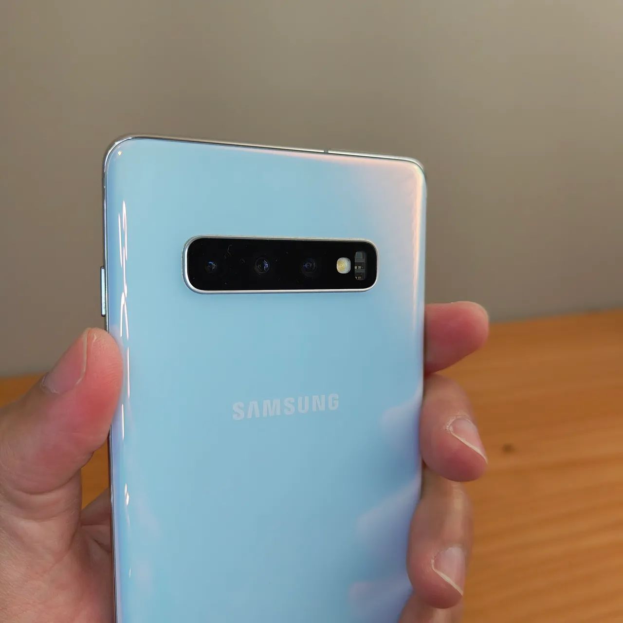 Samsung Galaxy S10+ 128GB branco prisma - Foto 4