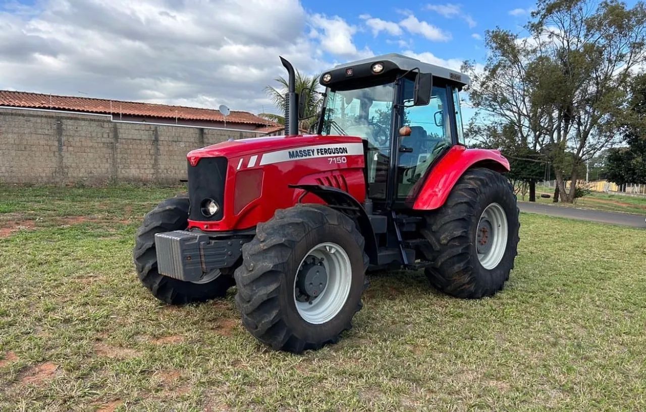 TRATOR MASSEY FERGUSON *